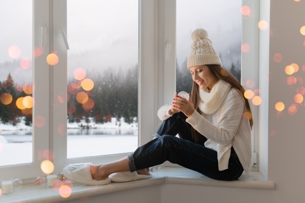 Jak utrzymać zimą ciepło w domu - izolacja przed zimnem i zapobieganie przeciągom